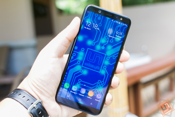 Thay mặt kính Samsung A6 2018 Hải Phòng giá rẻ